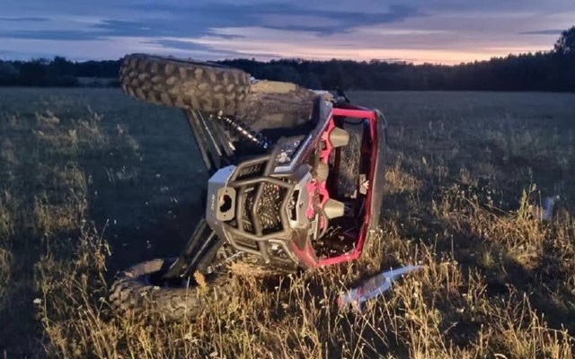 Перевернувшийся на квадроцикле 10-летний ребенок погиб в Татарстане