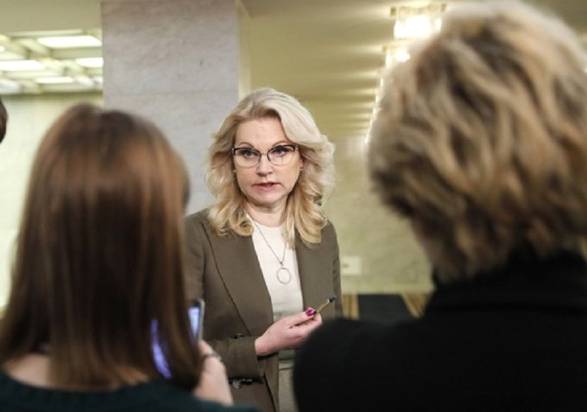 Голикова заявила о продлении масочного режима до осени