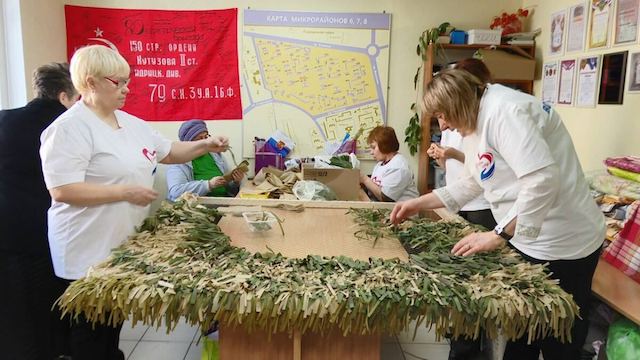 Волонтеры Нижнекамска начали шить маскировочные костюмы для бойцов СВО