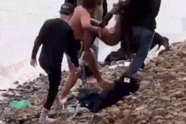 Казанда "Миллениум" күпереннән егылып төшкән кызны коткардылар - видео