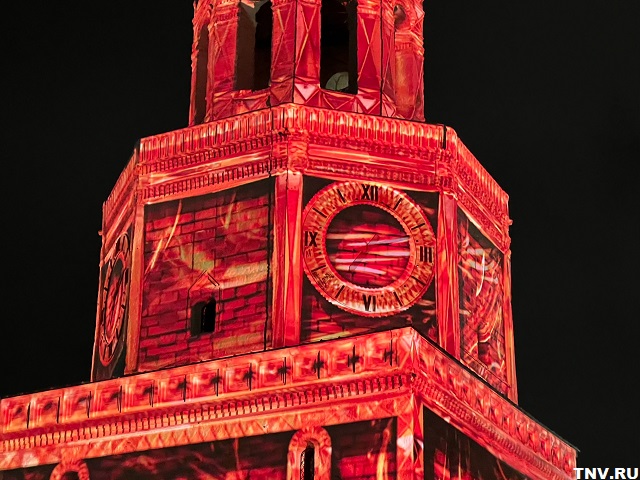 Время остановилось: штормовой ветер сорвал стрелку с часов Спасской башни Казанского Кремля