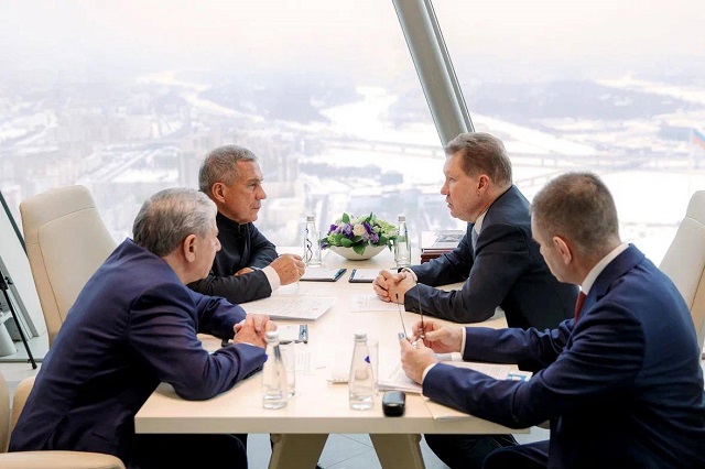 Минниханов встретился с главой «Газпрома» Миллером в Санкт-Петербурге