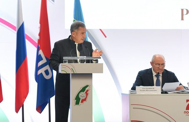 Минниханов призвал не допускать на предприятиях вспышек коронавируса