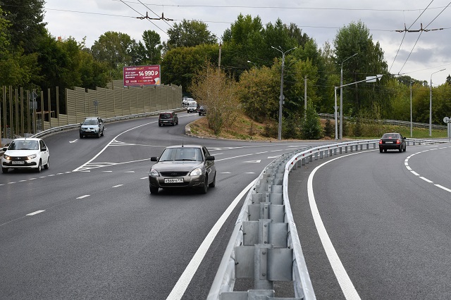 Петрова: по программе «Наш двор» в РТ провели 36% от запланированных дорожных работ