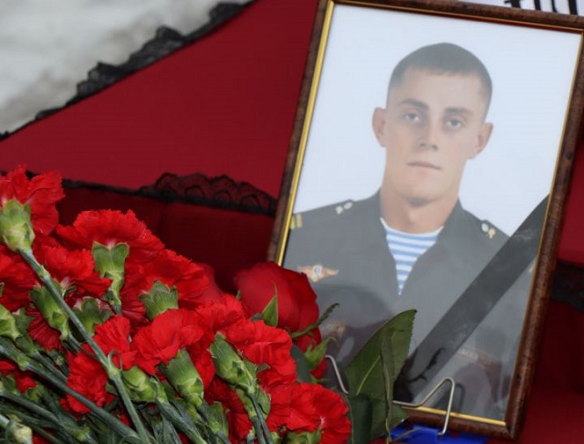 Татарстанда 24 яшьлек хәрби белән хушлаштылар