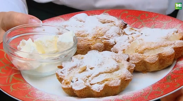 Алма һәм грушадан шартлотка рецепты - видео