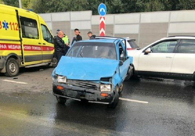 Пострадавший в массовой аварии на Оренбургском тракте в Казани пенсионер скончался