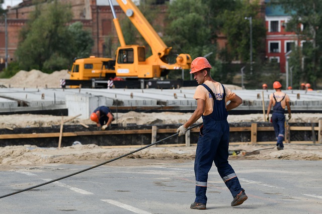 Метшин: мост через озеро Кабан могут открыть уже в октябре