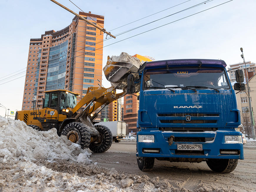 Узган тәүлектә Казан урамнарыннан 32 мең тонна кар чыгарылган