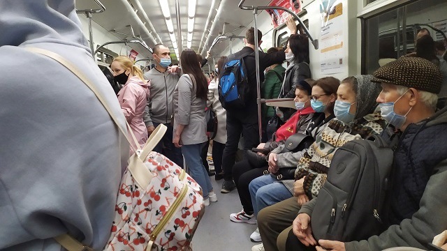 Число суточных случаев заражений коронавирусом в Татарстане достигло 998