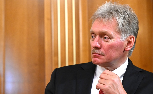 Песков: угрозу президента Латвии закрыть Балтику для российских судов нужно воспринимать серьезно