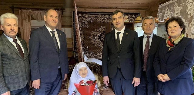 Долгожителей Балтасинского района РТ поздравили с Днем пожилых