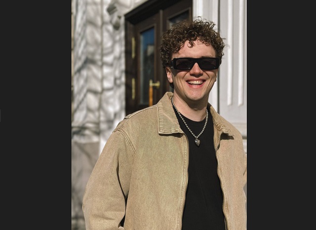 Марат Яруллин сөйгән ярны очрату өчен иң шәп урынны атады