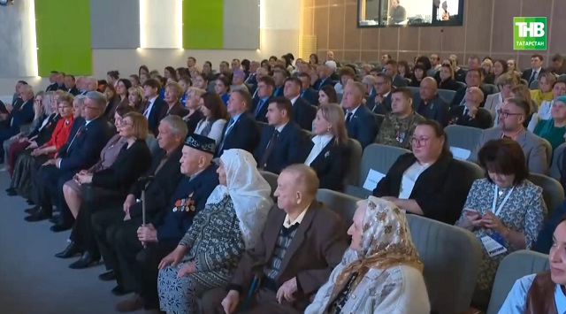 Яшел Үзәндә шәһәр үзәгендә "Хезмәт даны шәһәре" дигән стела куячаклар