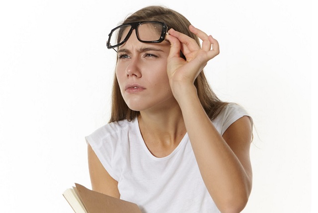 Неочевидные причины снижения остроты зрения назвал врач-офтальмолог