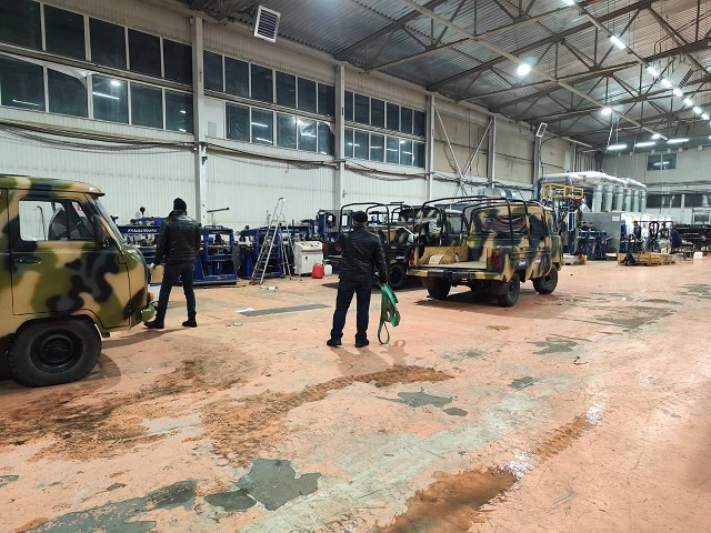 Яшел Үзәннән яңа УАЗлар махсус хәрби операция зонасына киткән