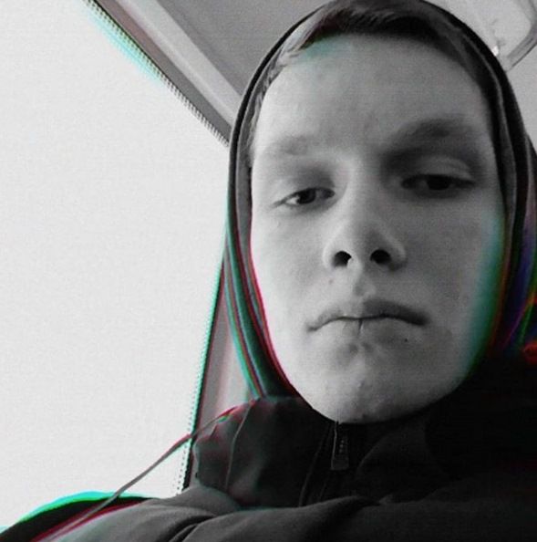 Блогер из Нижнекамска поджег себя и прыгнул в воду, чтобы потушить (ВИДЕО)