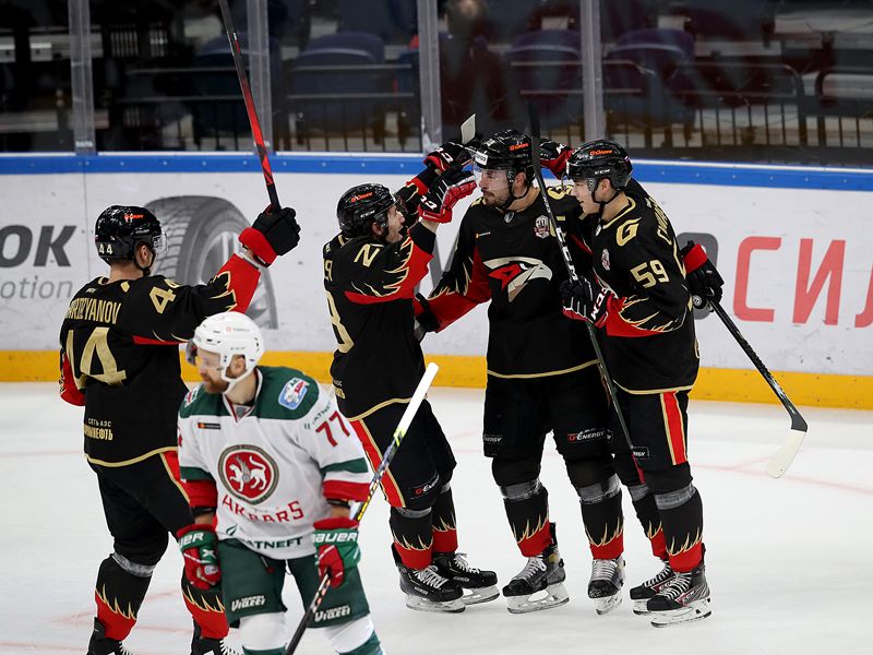 «Ак Барс» не сумел забросить шайб в двух матчах с «Авангардом»