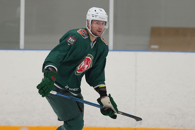 «Ак Барс» провел открытую тренировку с участием новичков Брэндона Биро, Михаила Фисенко и Уайатта Калинюка