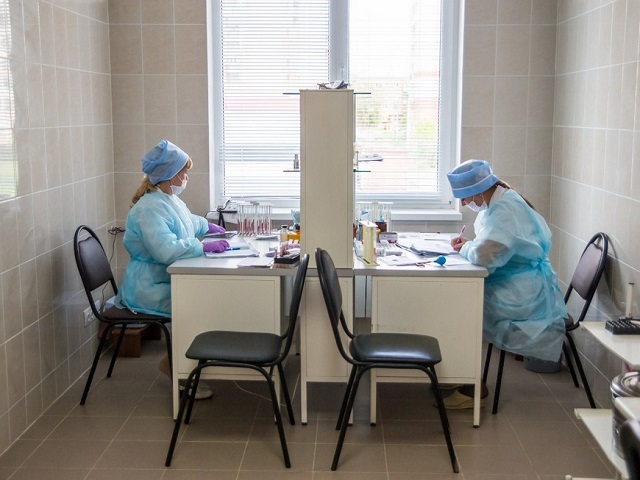 Врачи осмотрели 663 человек в сельском поселении Тукаевского района