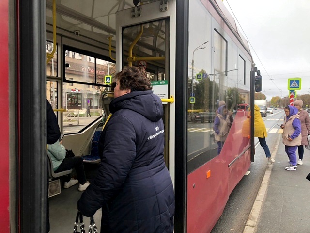 В столице Татарстана усилили охоту за «зайцами» в транспорте с бескондукторной оплатой