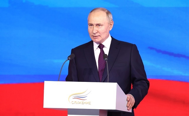 Путин рассказал, в чем смысл служения Родине