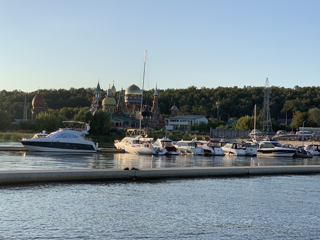 Из-за возможного шторма на Волге в Татарстане отменили все пассажирские речные рейсы