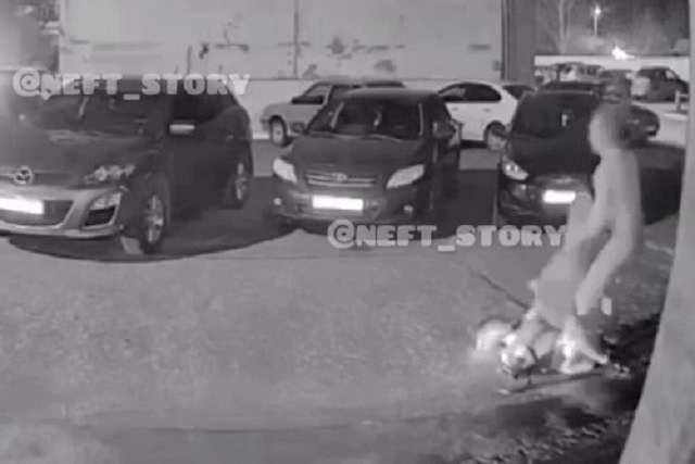 Жестокое избиение девушки попало на камеру «умного» домофона в Башкирии