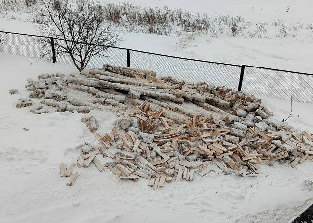 Школьники в Бавлах помогли матери двух бойцов СВО