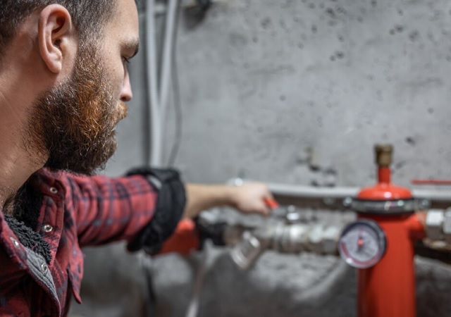 Семейная пара отравилась газом в Лениногорске