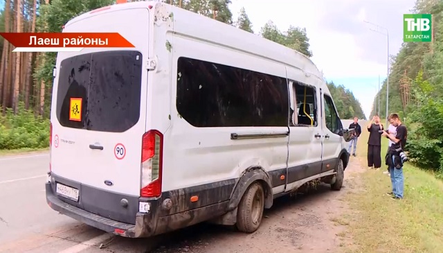 Яшүсмерләр хоккей командасы автобусы авариягә очраган