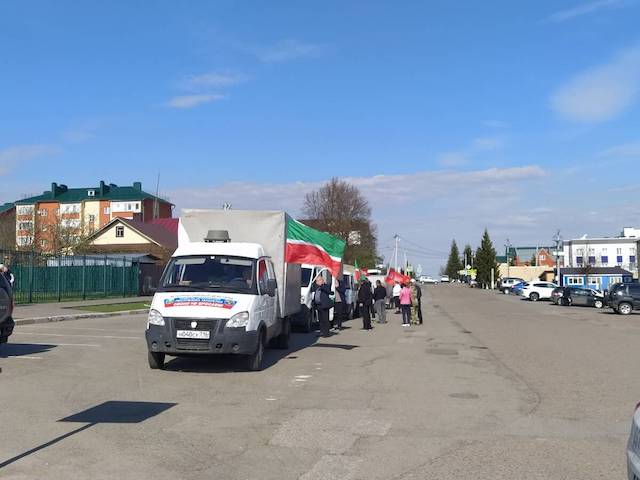 Арск отправил третью партию гумпомощи бойцам СВО в честь 80-летия Победы