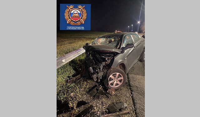 Отца погибших в ДТП детей на вертолете доставили в Казань: новые подробности трагедии