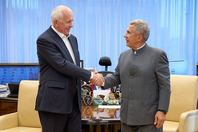 В Москве состоялась встреча Раиса РТ Рустама Минниханова и гендиректора ГК «Ростех» Сергея Чемезова