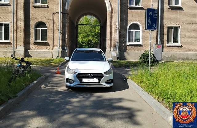 12-летнего школьника на велосипеде сбили на улице Белинского в Казани