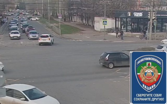 Стояли на тротуаре, ждали «зеленый»: в Казани машина после ДТП влетела в двух пешеходов