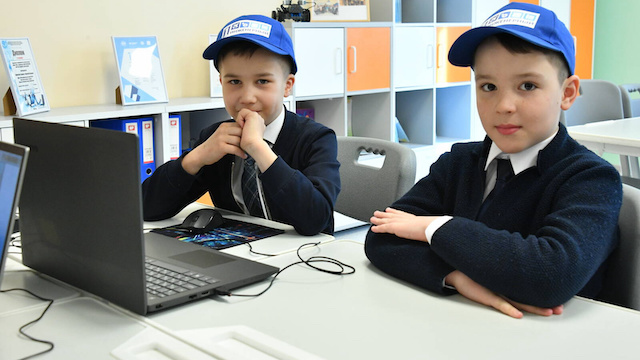 Татарстанские школьники получат новую технику для учебы