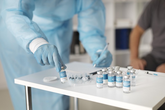 В России начали готовить персонализированные вакцины от меланомы