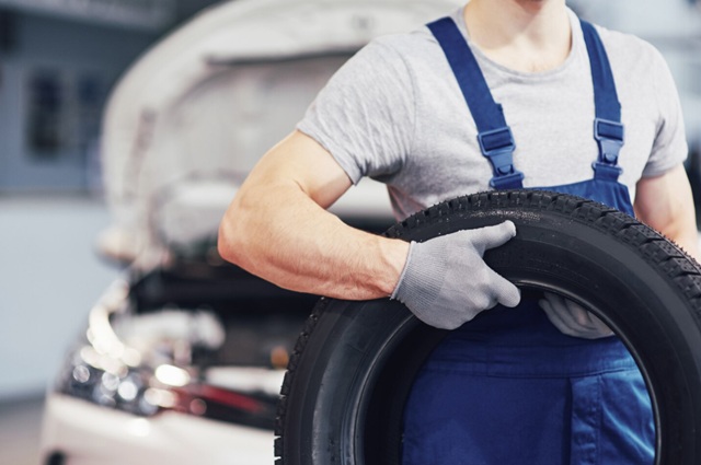 Когда менять резину: синоптик объяснила, почему +5 градусов — не главный ориентир