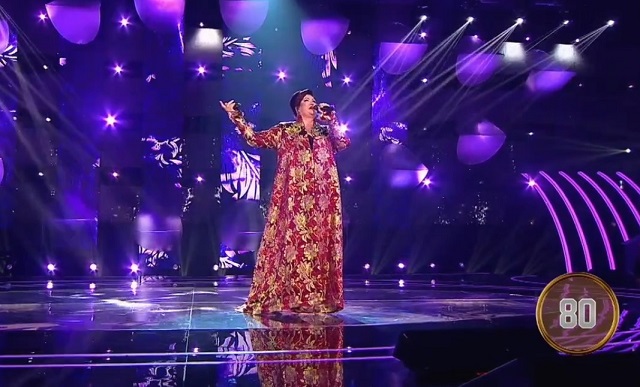 Заслуженная артистка Татарстана Ксения Романова спела в шоу «Ну-ка, все вместе!»