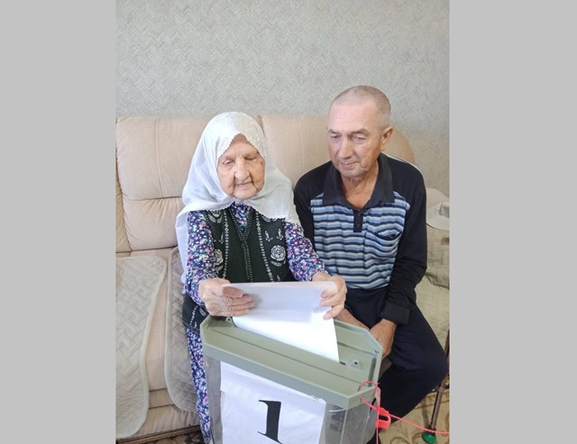 101-летняя жительница Татарстана проголосовала на дому