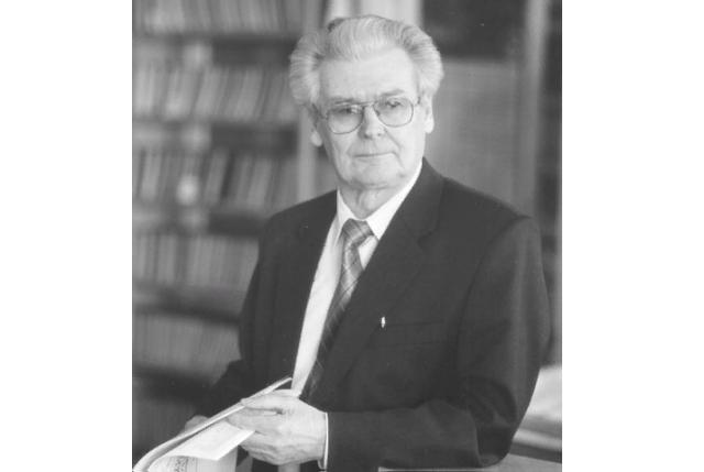 Умер экс-ректор КГУ Александр Коновалов