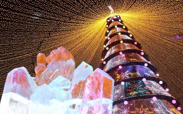 В Казани на новогоднюю иллюминацию у «Чаши» планируют потратить 14,8 млн рублей