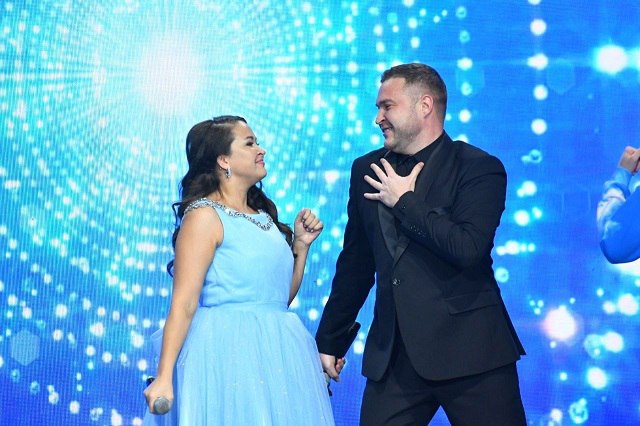 Певица Алсу Фазлыева упрекнула мужа в недостатке внимания