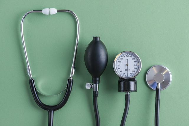 Врачи объяснили, какое артериальное давление требует незамедлительного вызова «скорой»