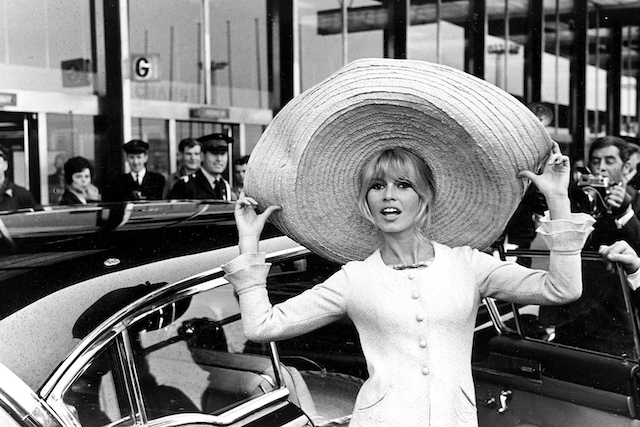 Скончалась легендарная французская актриса Брижит Бардо