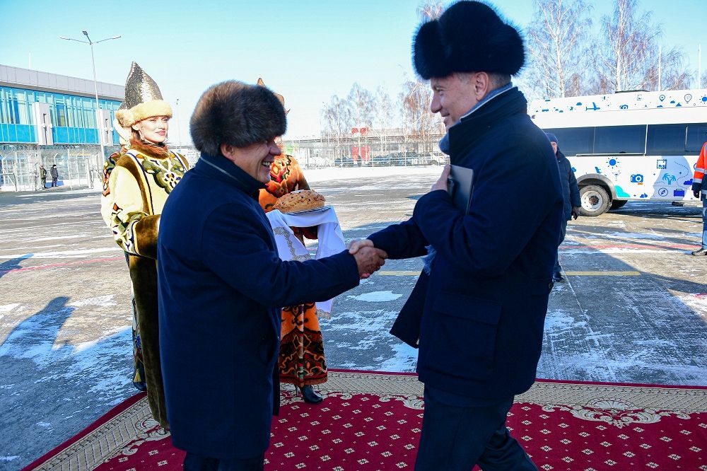 Глава Сбербанка Герман Греф прилетел в Казань