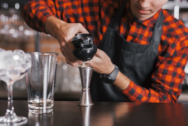 В Татарстане хотят запретить продавать алкоголь после 22:00