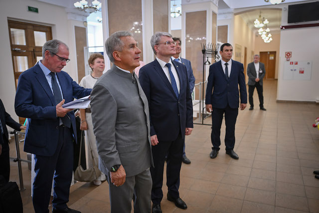 Минниханов ознакомился с инновационными проектами Казанского медуниверситета