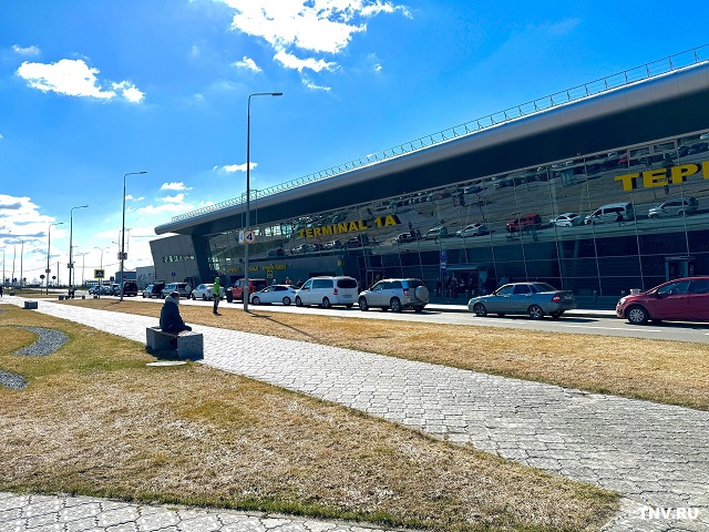 Из-за атаки беспилотников на Москву в аэропорту Казани задерживаются рейсы